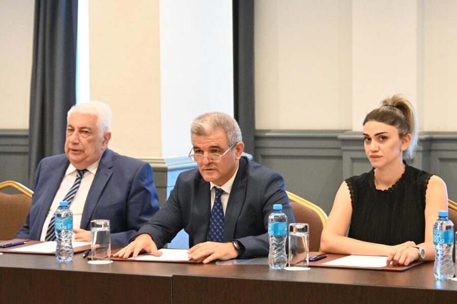 Fazil Mustafa Leonid Anfimovun başçılıq etdiyi nümayəndə heyəti ilə görüşdü - FOTOLAR