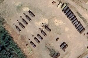 Şərti sərhəddə yeni hərbi hissə - Qərb Ermənistana növbəti silah partiyası çatdırdı - FOTO/ VİDEO