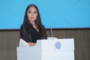 Leyla Əliyeva Dürdanə Ağayevanın dəfn mərasiminə əklil göndərdi - FOTO