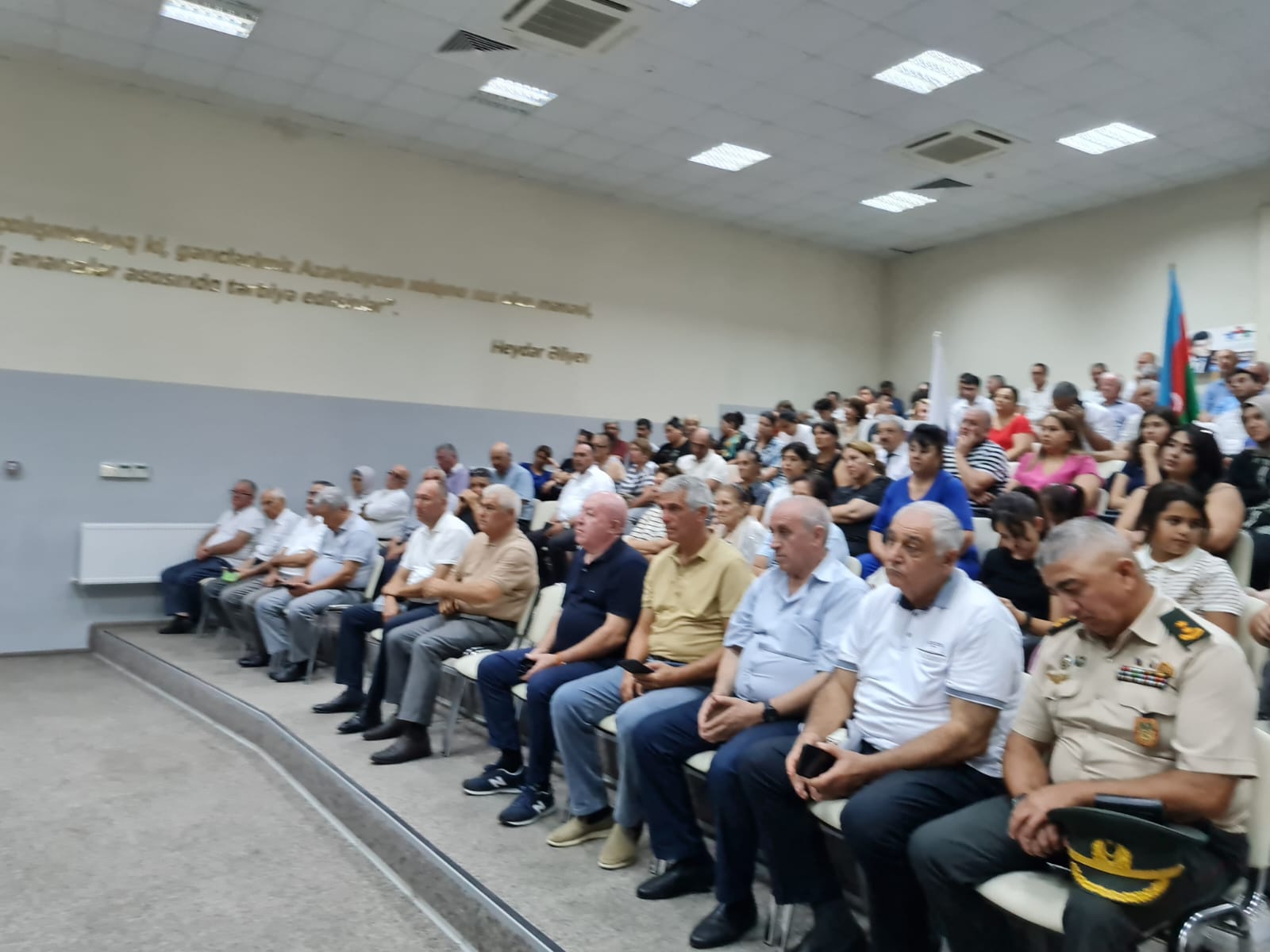 Fazil Mustafadan onuncu möhtəşəm görüş - FOTOLAR