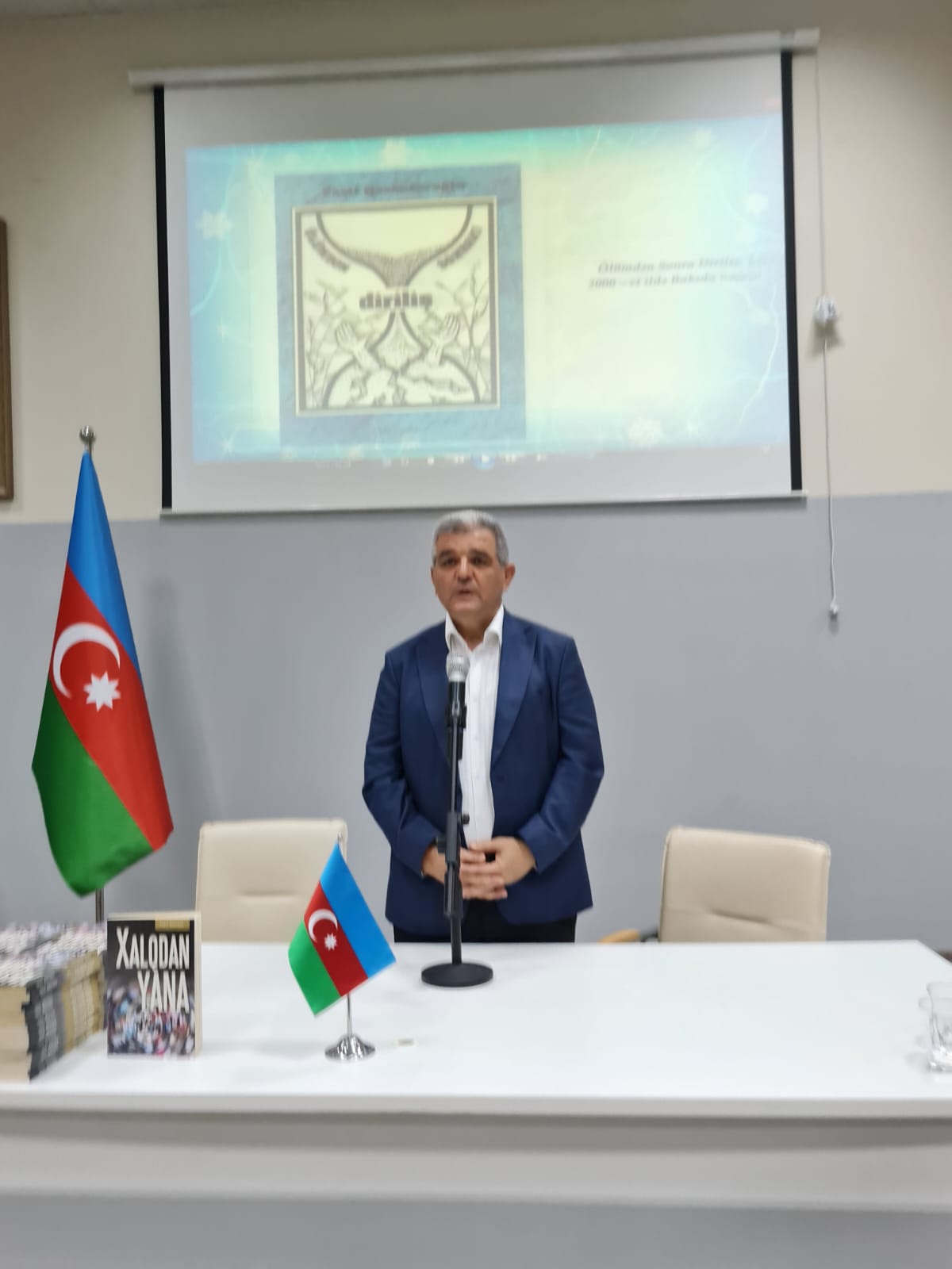 Fazil Mustafadan onuncu möhtəşəm görüş - FOTOLAR