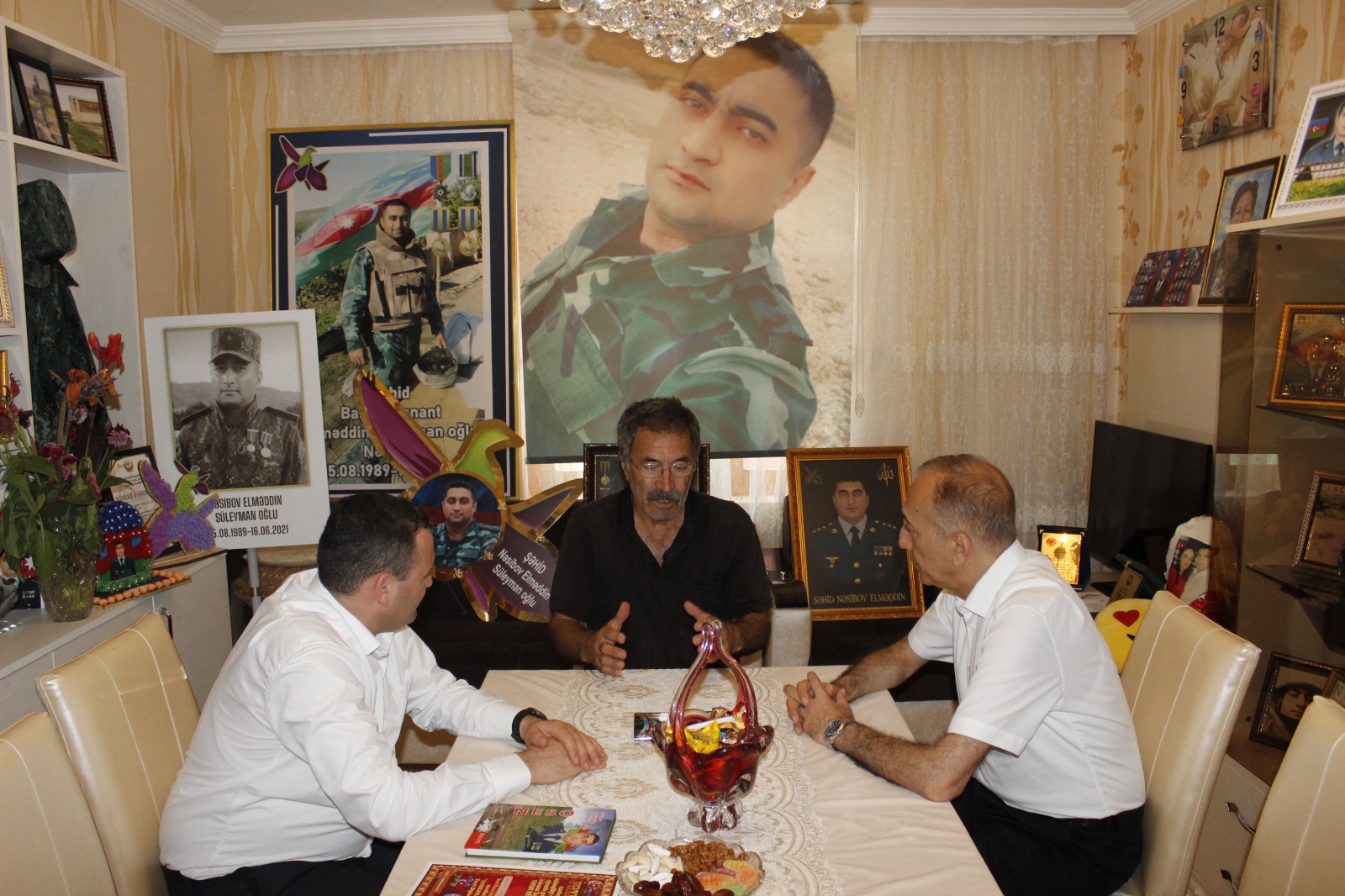 Nizami Səfərov şəhid ailələrini ziyarət etdi - FOTOLAR