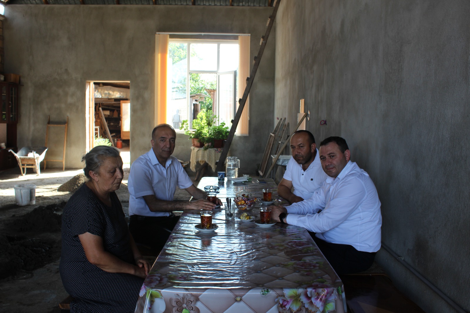 Nizami Səfərov şəhid ailələrini ziyarət etdi - FOTOLAR