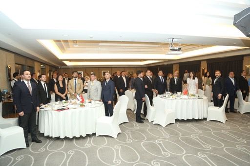 "Qlobal İqlim Dəyişmələrinin Biznes Çağırışları" müzakirə edildi - FOTO