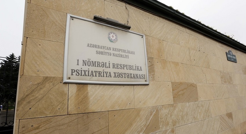 Sosial şəbəkələrdə görüntüsü yayılan kişini kimin döydüyü bilindi