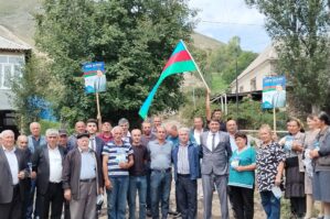 Qızılqaya kəndi yetirməsini belə qucaqladı: "Səsimiz Əziz Olacaq" - FOTOLAR