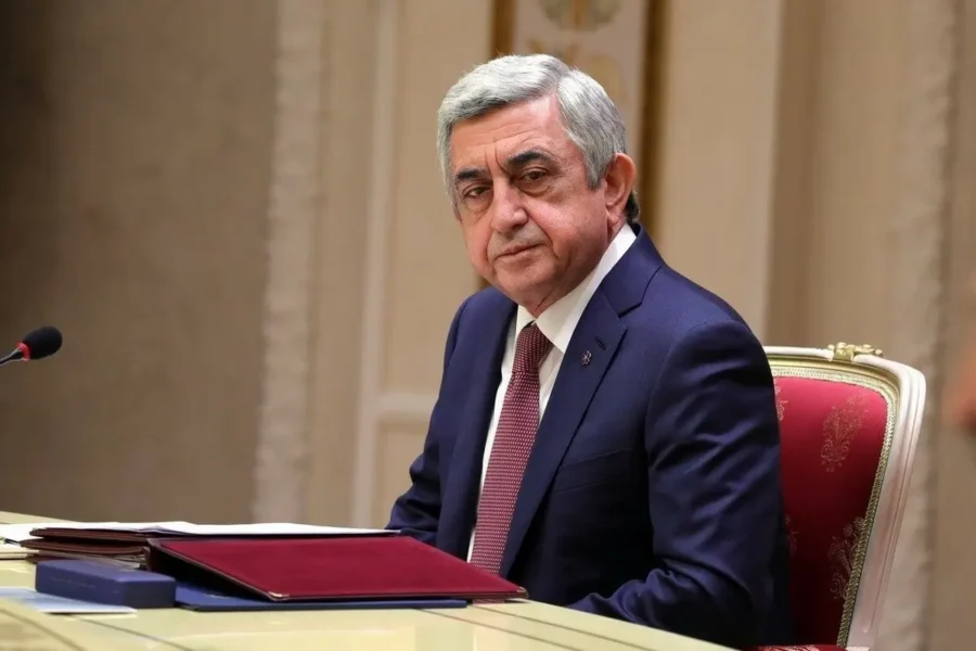 Bu dəfə Sərkisyanın ailəsi hədəfə gəldi - FOTO