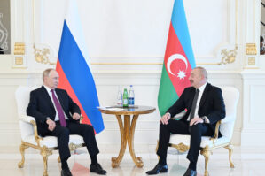 Prezidentlərin məhdud tərkibdə görüşü keçirildi - VİDEO