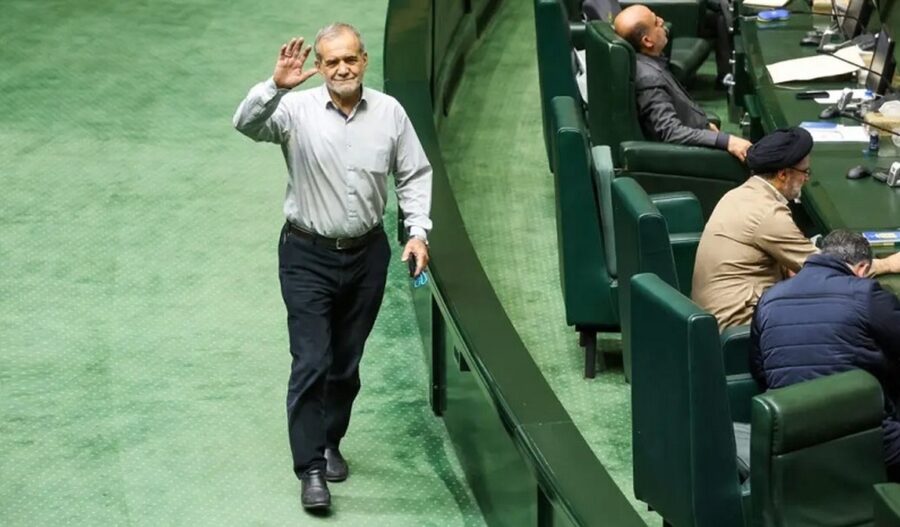 Pezeşkiandan inqilabi qərarlar – İranda 45 il sonra ilk yaşandı