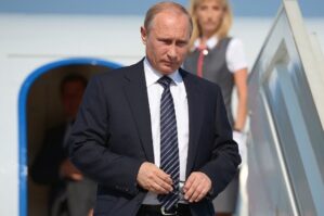 Ukrayna Putinin son səfərinə görə hərəkətə keçir