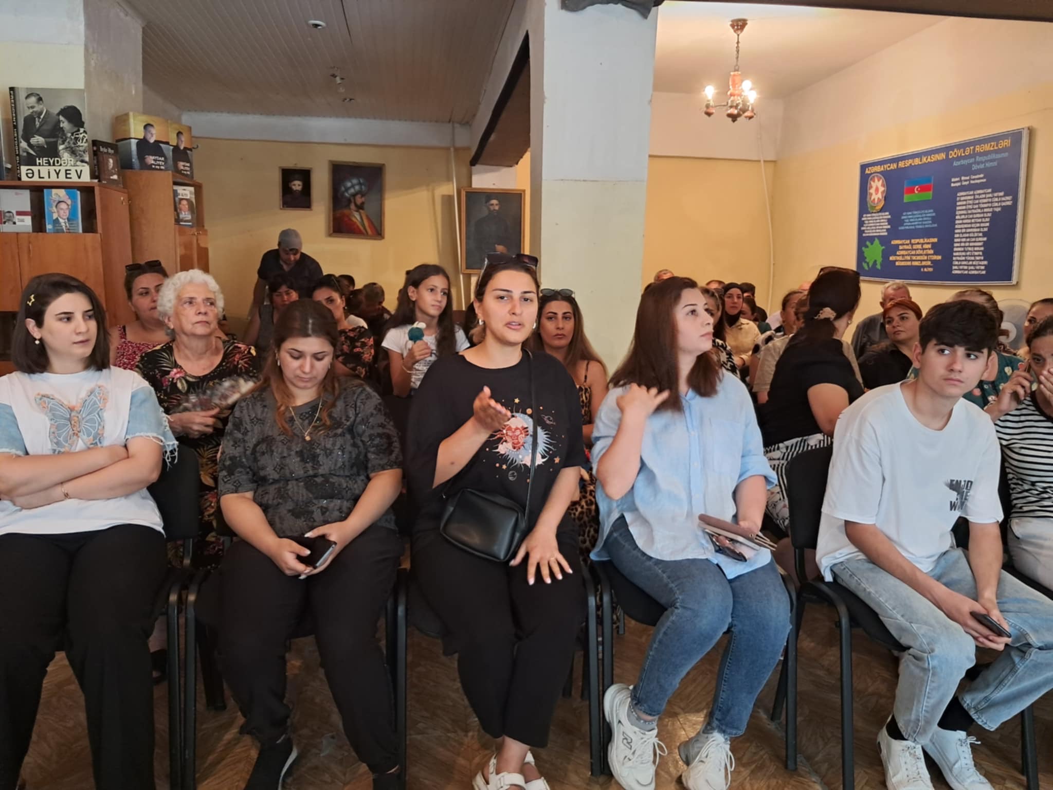 Qüdrət Həsənquliyev seçicilərlə görüş keçirdi - FOTOLAR