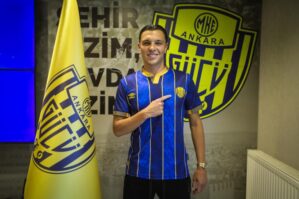 Azərbaycan millisinin üzvü Türkiyə klubunda