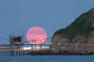 Bu tarixdə ilk Super Ay görünəcək