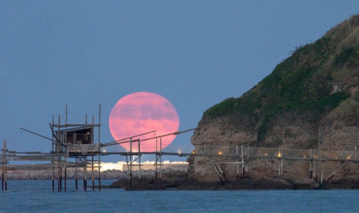 Bu tarixdə ilk Super Ay görünəcək