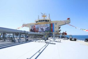 “Xankəndi” tankerində Azərbaycan Bayrağı qaldırıldı - VİDEO