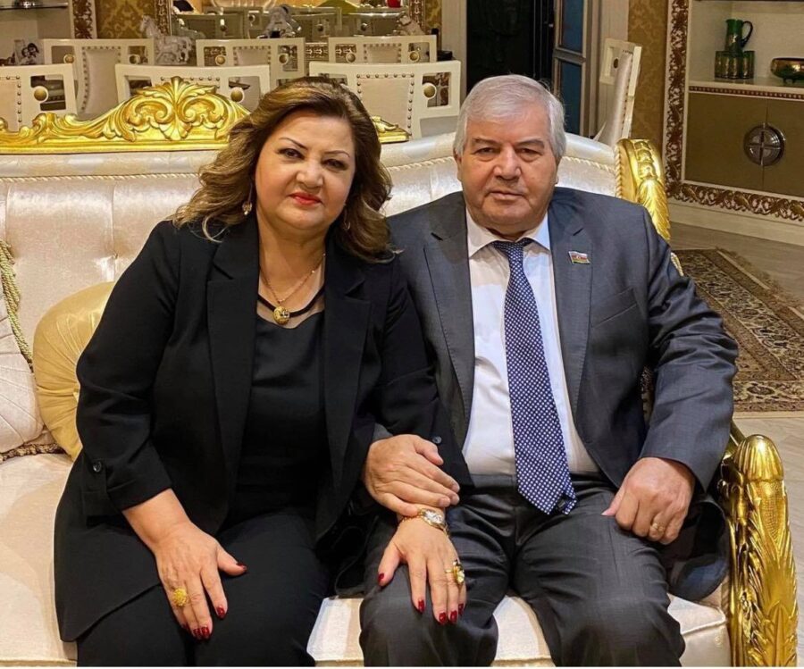 Sabir Rüstəmxanlı həyat yoldaşını hədəf alanlara cavab verdi