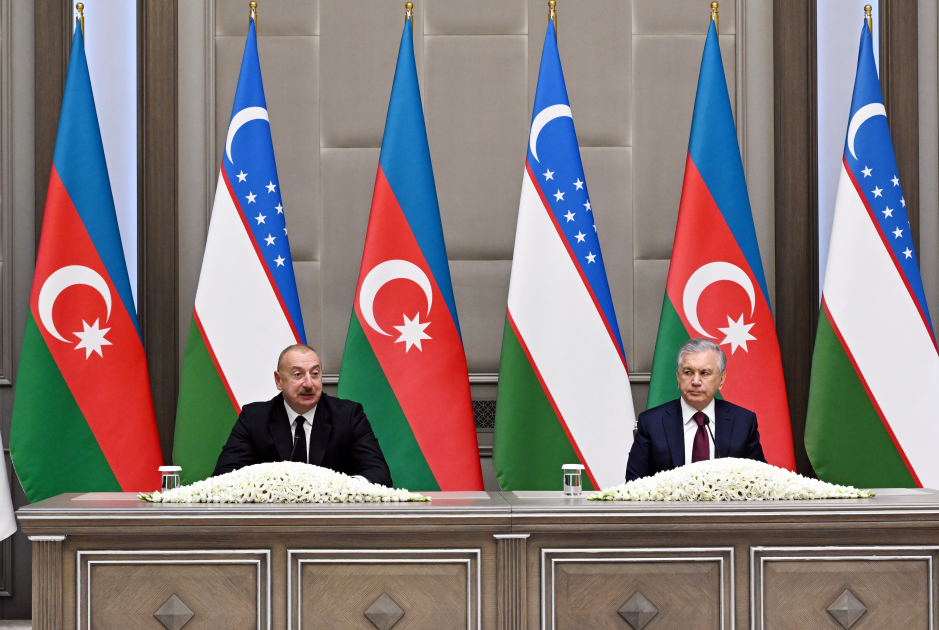 Prezidentlər mətbuata bəyanatlarla çıxış etdilər - VİDEO