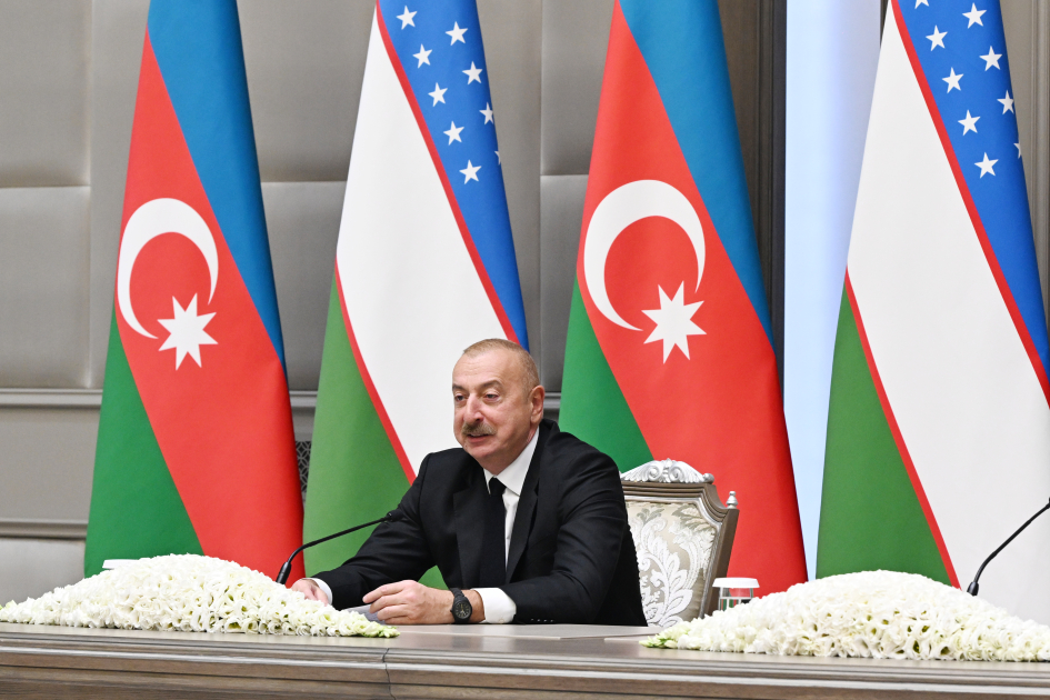 Prezidentlər mətbuata bəyanatlarla çıxış etdilər - VİDEO