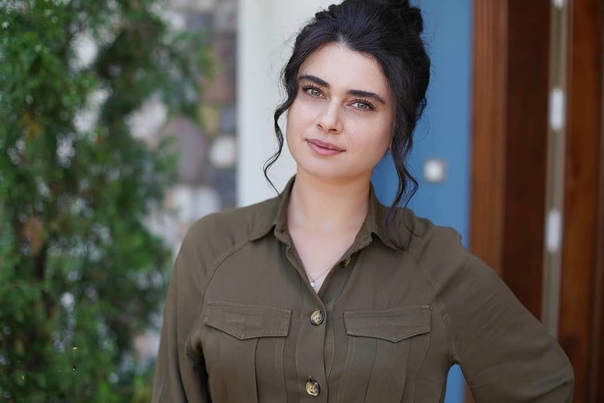 Gözəlliyi ilə Türkiyədə diqqət çəkən azərbaycanlı aktrisa - FOTO