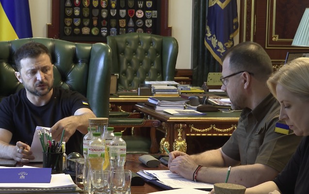 Zelenski Kurskla bağlı iclas keçirdi - VİDEO