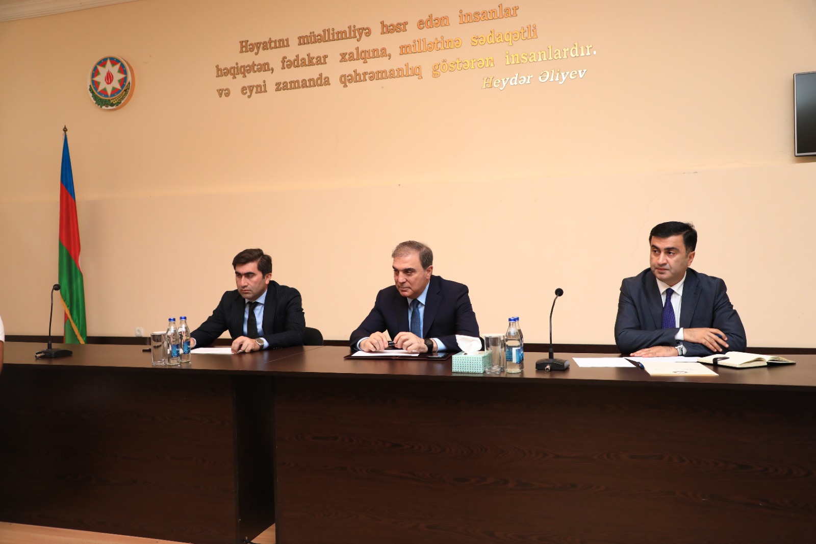 Niyazi Bayramov növbəti dəfə sakinlərlə görüşdü - FOTOLAR