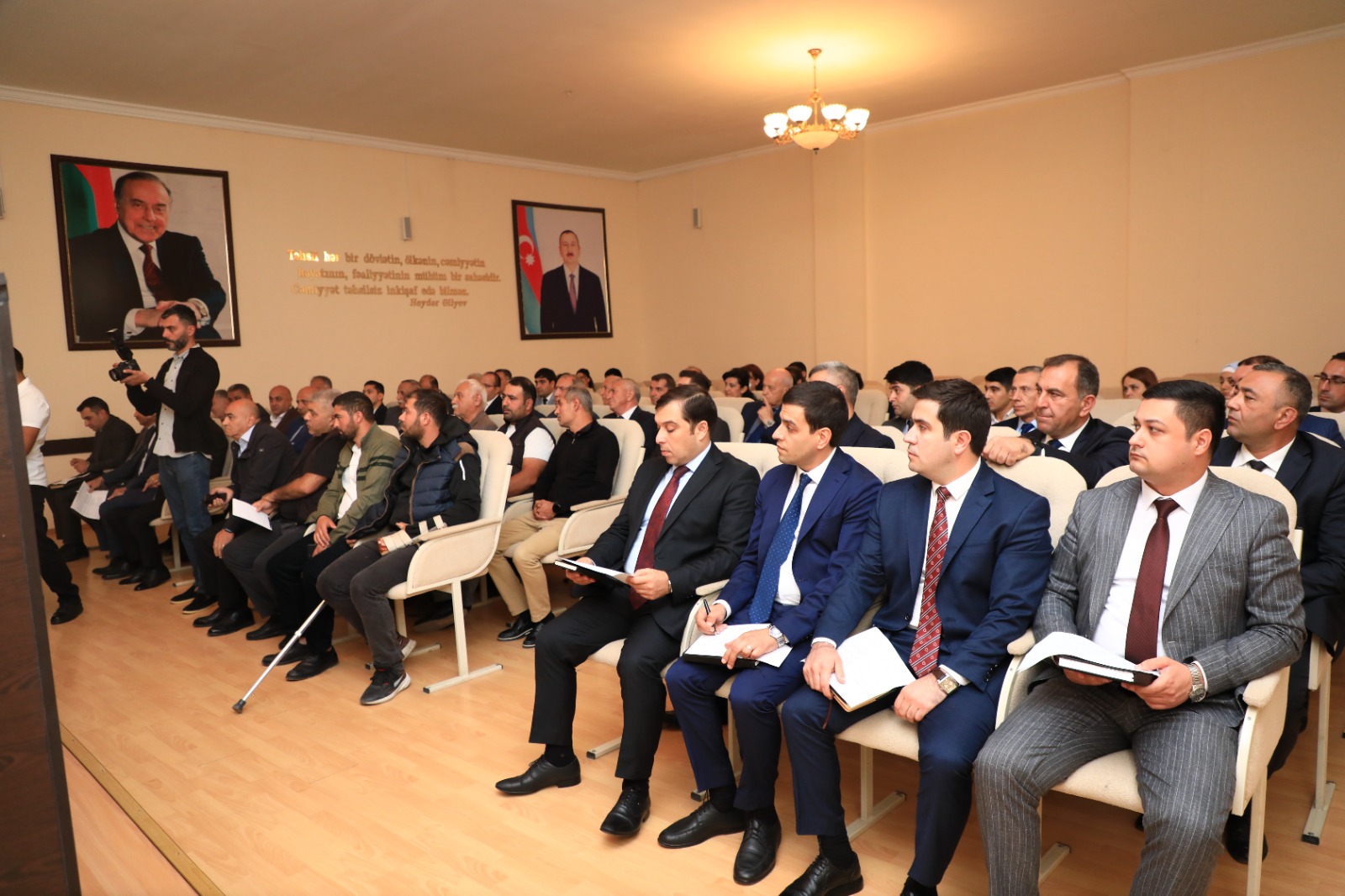 Niyazi Bayramov növbəti dəfə sakinlərlə görüşdü - FOTOLAR