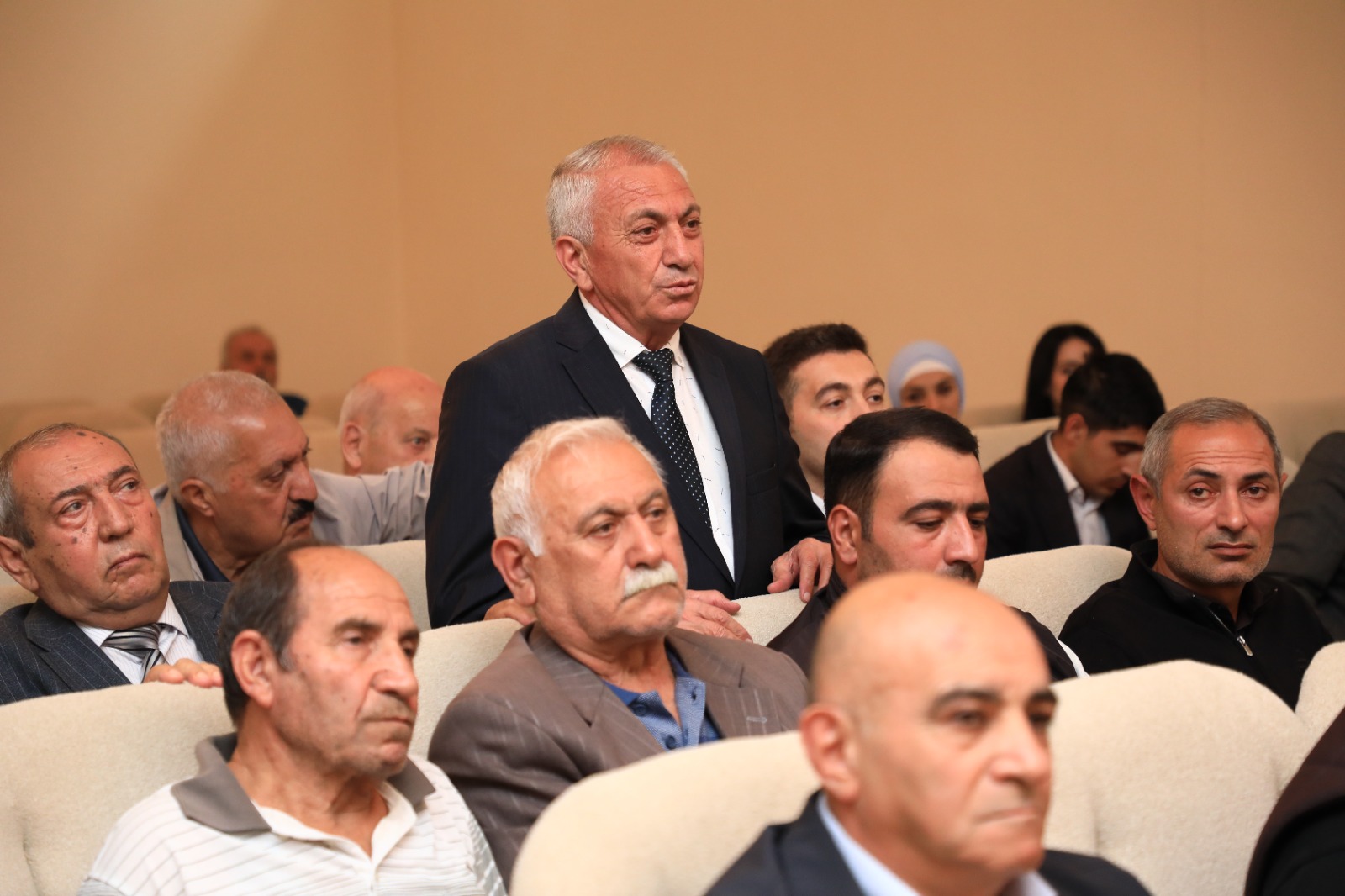 Niyazi Bayramov növbəti dəfə sakinlərlə görüşdü - FOTOLAR