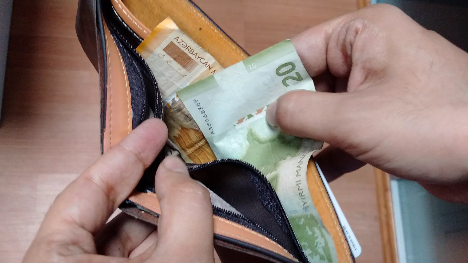 20 manat