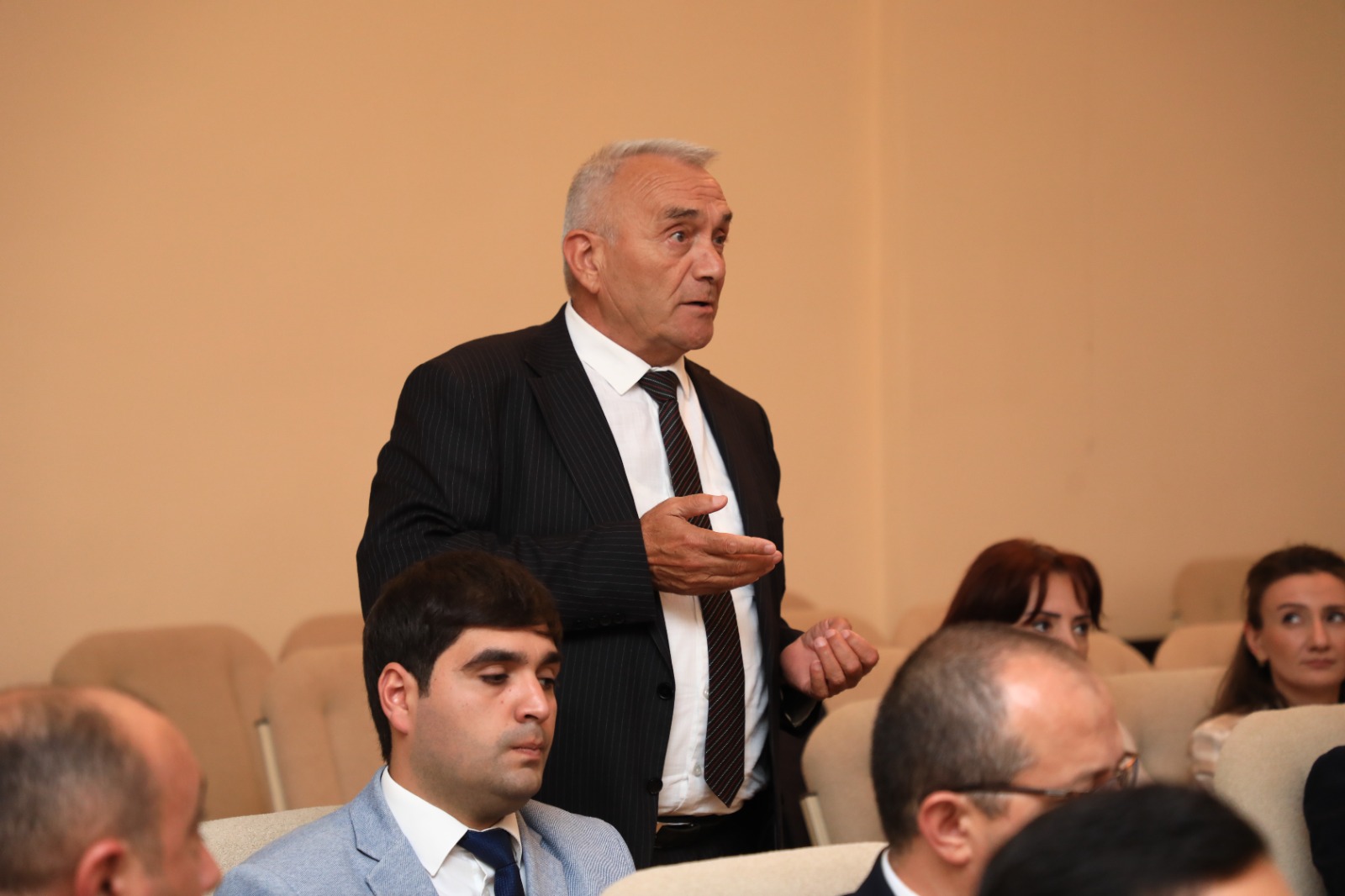 Niyazi Bayramov növbəti dəfə sakinlərlə görüşdü - FOTOLAR