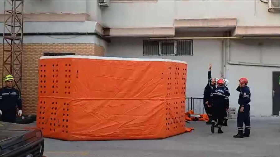 Xırdalanda özünü binadan atmaq istədi, belə xilas edildi - FOTO