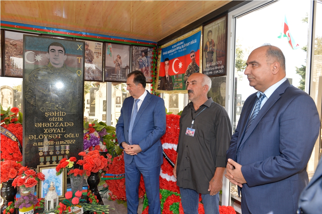 Taleh Qaraşov şəhid Əhədzadə Xəyalın anım mərasimində - FOTO