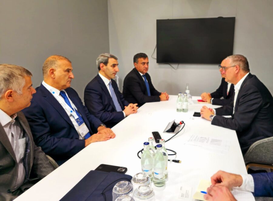 ADY rəhbərliyi “InnoTrans” beynəlxalq sərgisində Orta Dəhlizin perspektivlərini müzakirə etdi - FOTO