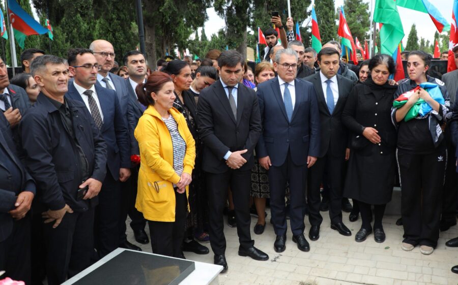 I Qarabağ Müharibəsi şəhidi Vaqif Alıyevin nəşi bugün Gəncədə dəfn olundu - FOTOLAR