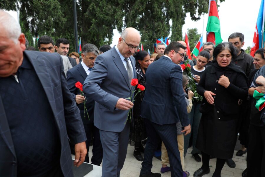 I Qarabağ Müharibəsi şəhidi Vaqif Alıyevin nəşi bugün Gəncədə dəfn olundu - FOTOLAR