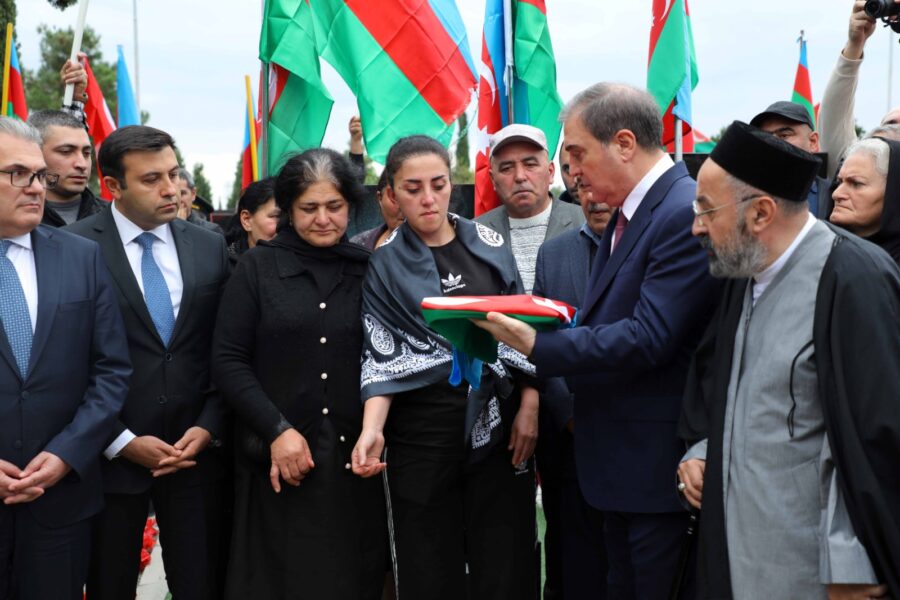 I Qarabağ Müharibəsi şəhidi Vaqif Alıyevin nəşi bugün Gəncədə dəfn olundu - FOTOLAR