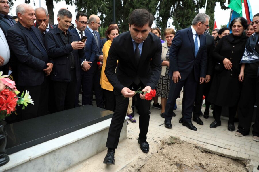 I Qarabağ Müharibəsi şəhidi Vaqif Alıyevin nəşi bugün Gəncədə dəfn olundu - FOTOLAR