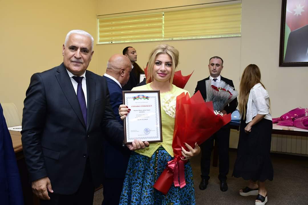 Xətaidə yüksək bal toplayan tələbələrlə görüş keçirildi - FOTOLAR