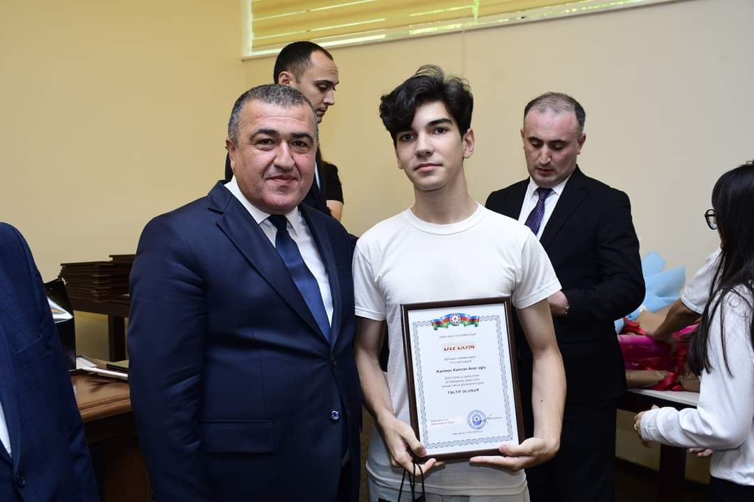 Xətaidə yüksək bal toplayan tələbələrlə görüş keçirildi - FOTOLAR