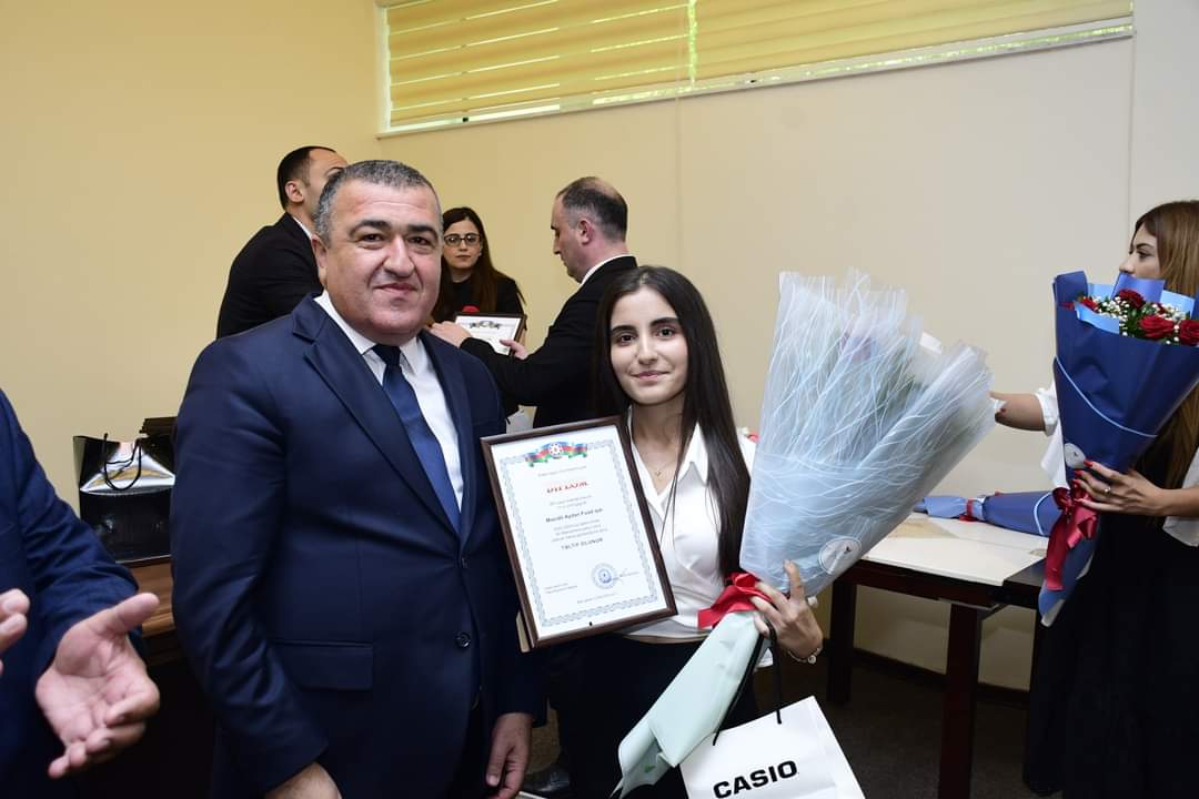 Xətaidə yüksək bal toplayan tələbələrlə görüş keçirildi - FOTOLAR