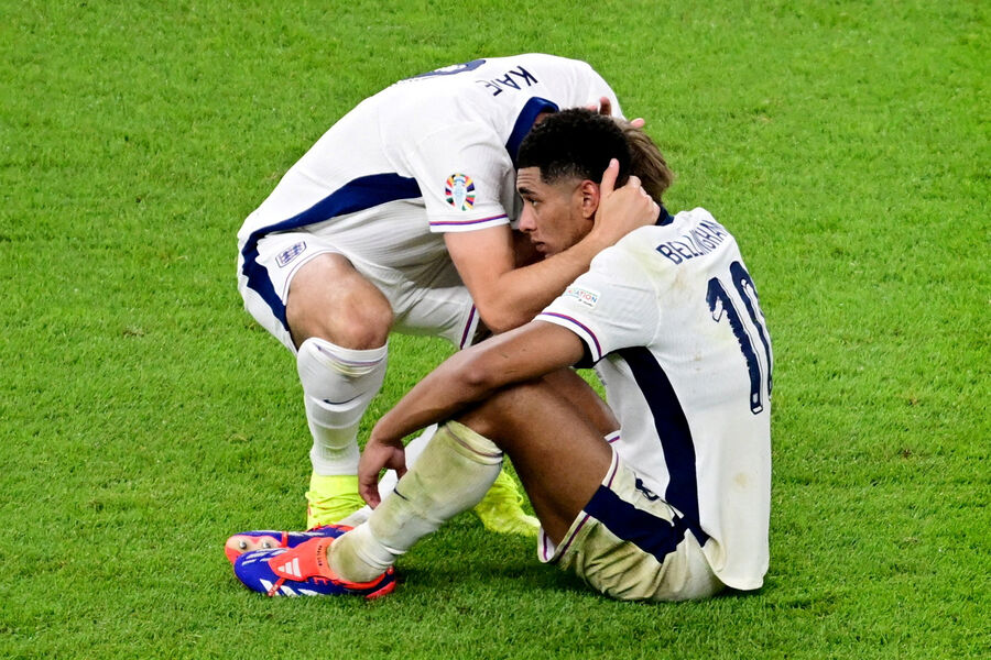 UEFA İngiltərəni AVRO-2028-ə buraxmaya bilər