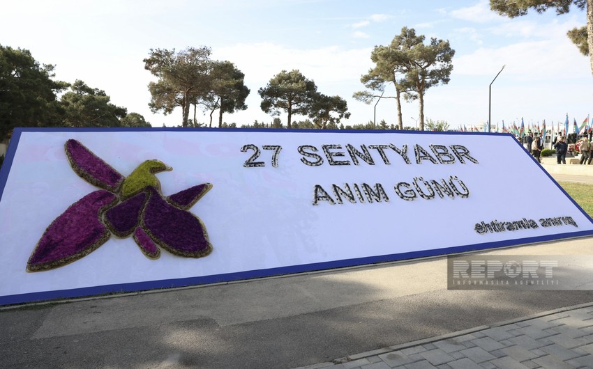 İkinci Fəxri Xiyabanda şəhidlərin məzarları ziyarət olunur - FOTOLAR