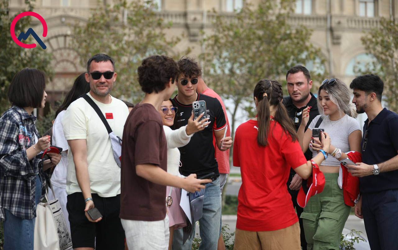 Bakıda "Formula 1" ab-havası... - FOTOLAR