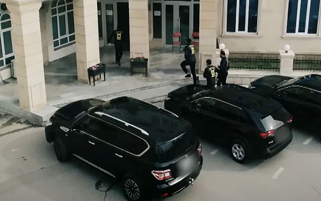 Azərbaycanda 20-yə yaxın məmur onunla əlbir imiş - ŞOK ADLAR