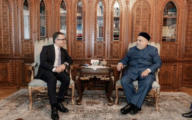 Ramin Məmmədovla şeyxin ilk rəsmi görüşü oldu - FOTO