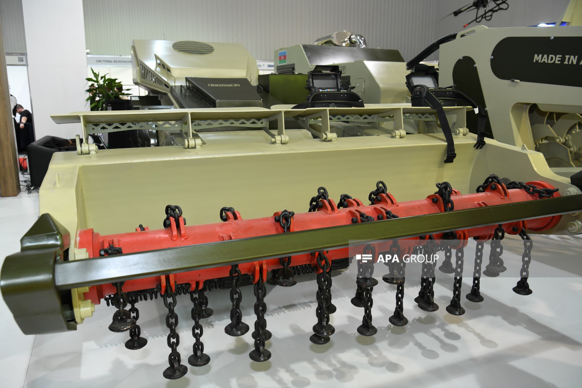 Ərazilərimizi minalardan təmizləyəcək yeni texnika - FOTOLAR