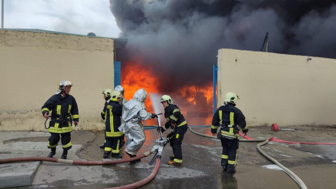 Sabirabadda dəhşət: bir ailənin 4 üzvü yanaraq öldü - VİDEO+TƏFƏRRÜAT