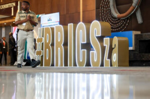 BRİKS liderləri qeyri-rəsmi şam yeməyində