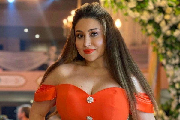 Damlanın paltarı ilə bağlı şok iddia: Bu donu görün kimlər geyinirmiş - FOTO