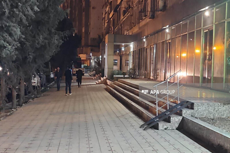 Bakıda kişini bıçaqlayıb zibil qutularının yanına atdılar - YENİLƏNİB