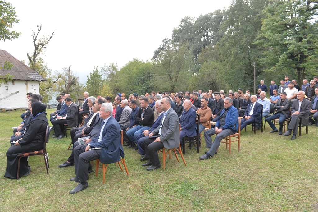 Bu kəndlərin sakinləri Taleh Qaraşovun səyyar görüşündən razı qaldılar - FOTOLAR